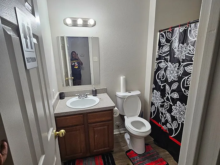 1702 Stalcup Rd #100 — Photo 5