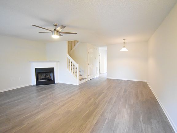 3rd image of 12563 Bluestem Ln