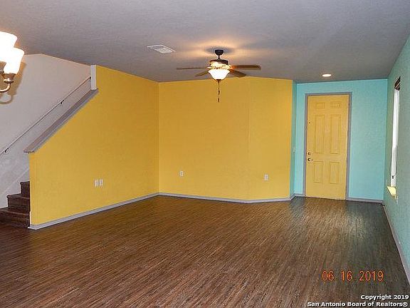3rd image of 7450 Bluebonnet Bay
