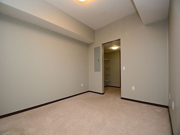 5th image of 1501 Jackson St APT 512