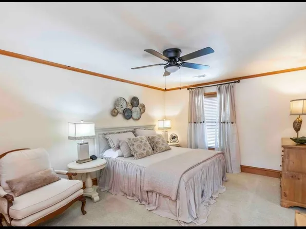 142 Paradise Point, Eclectic, AL 36024