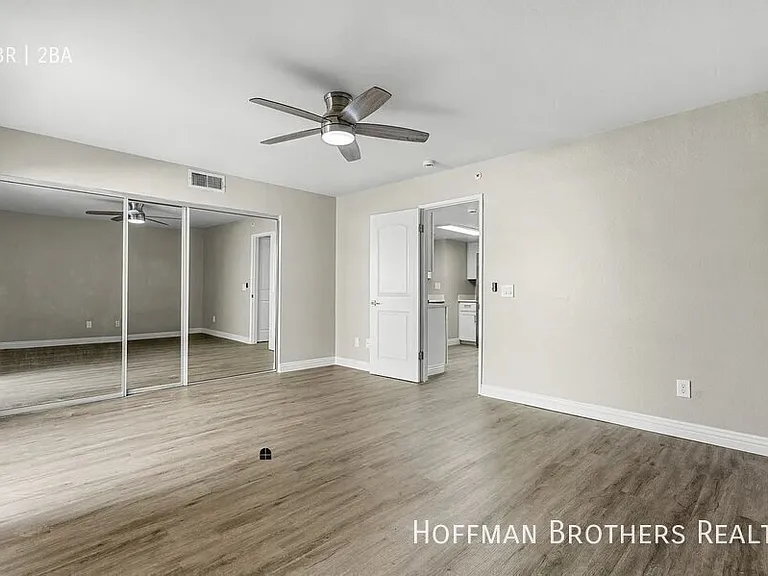 32450 Candlewood Dr #6 — Photo 8