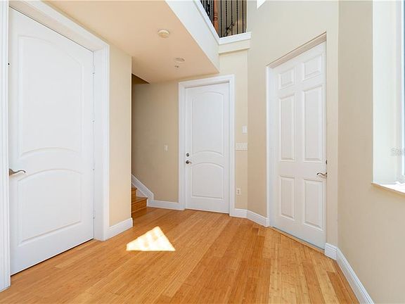 5th image of 2608 Magdalina Dr