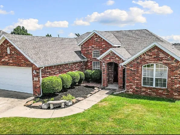 410 Coopers Farm Rd, Centerton, AR 72719