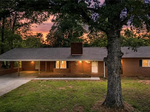 4505 Us Highway 21, Hamptonville, NC 27020