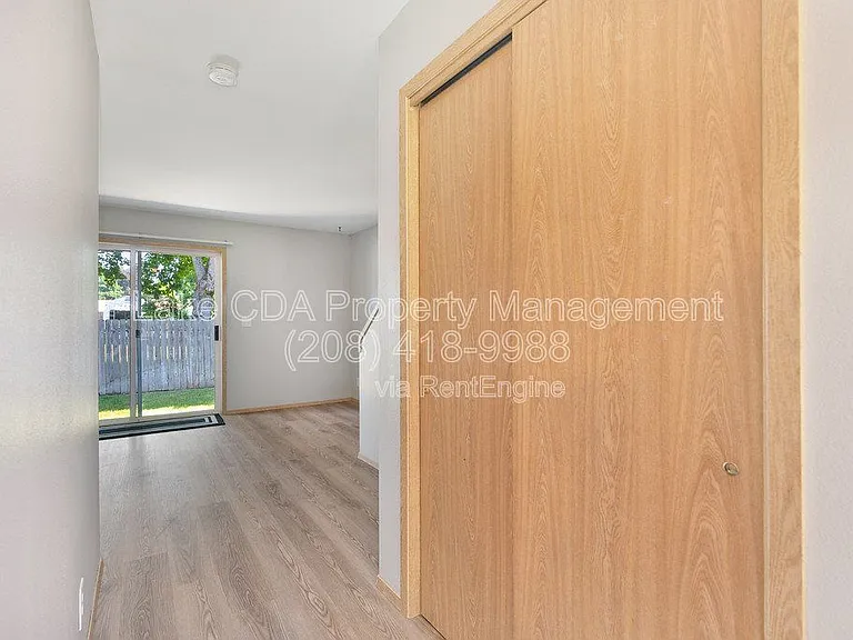 1611 E Montana Ave #C — Photo 11