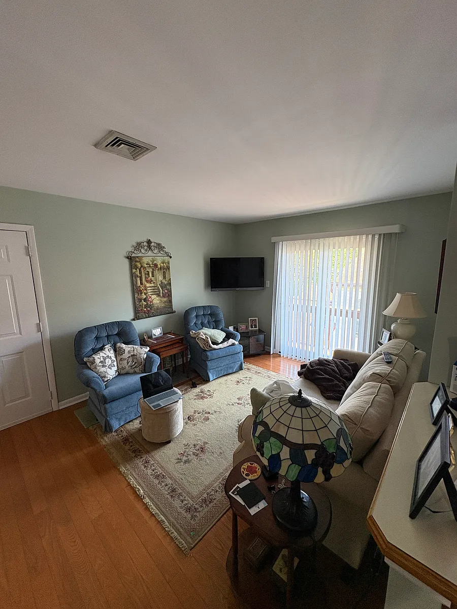 Building Photo - 502 Westbourne Dr #4