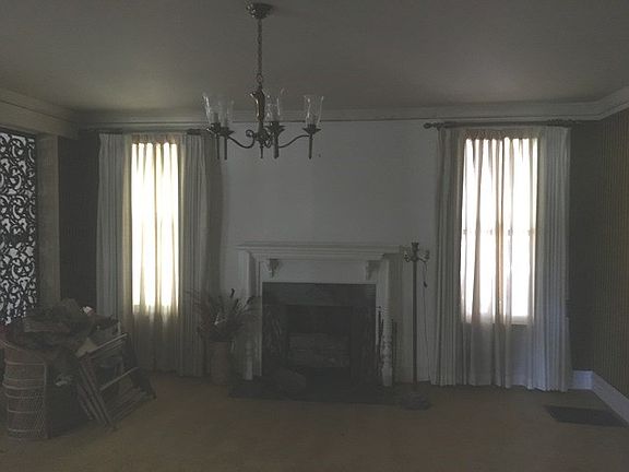 5th image of 65 E Mill St
