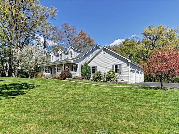2nd image of 11 Trevor Ln