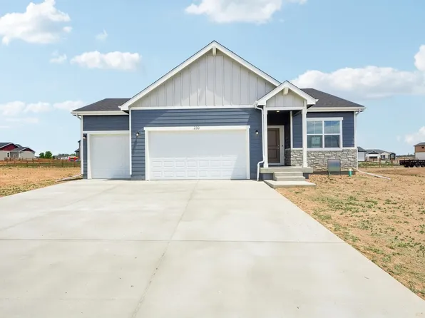230 Buckboard Dr, Hudson, CO 80642