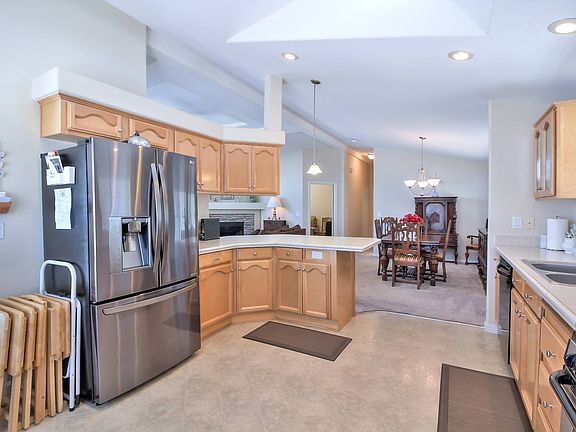 2nd image of 524 Mill Pond Dr