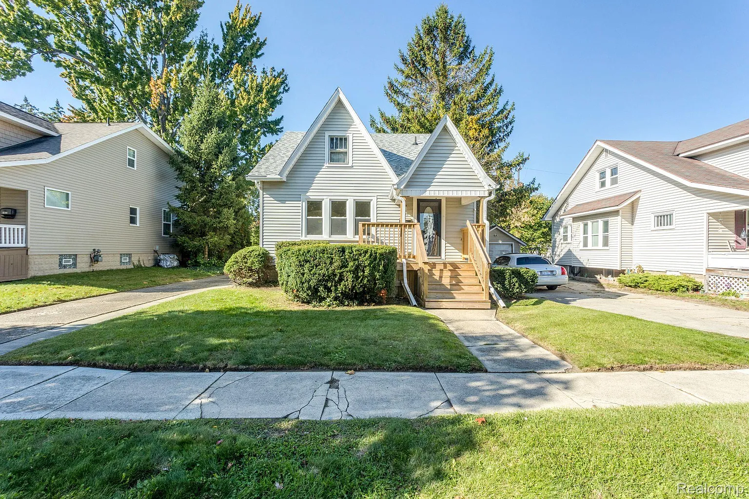 1417 17th St photo 1