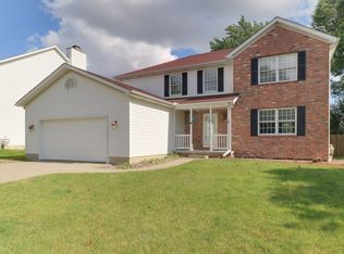 3103 Eagle Crest Rd, Bloomington, IL 61704