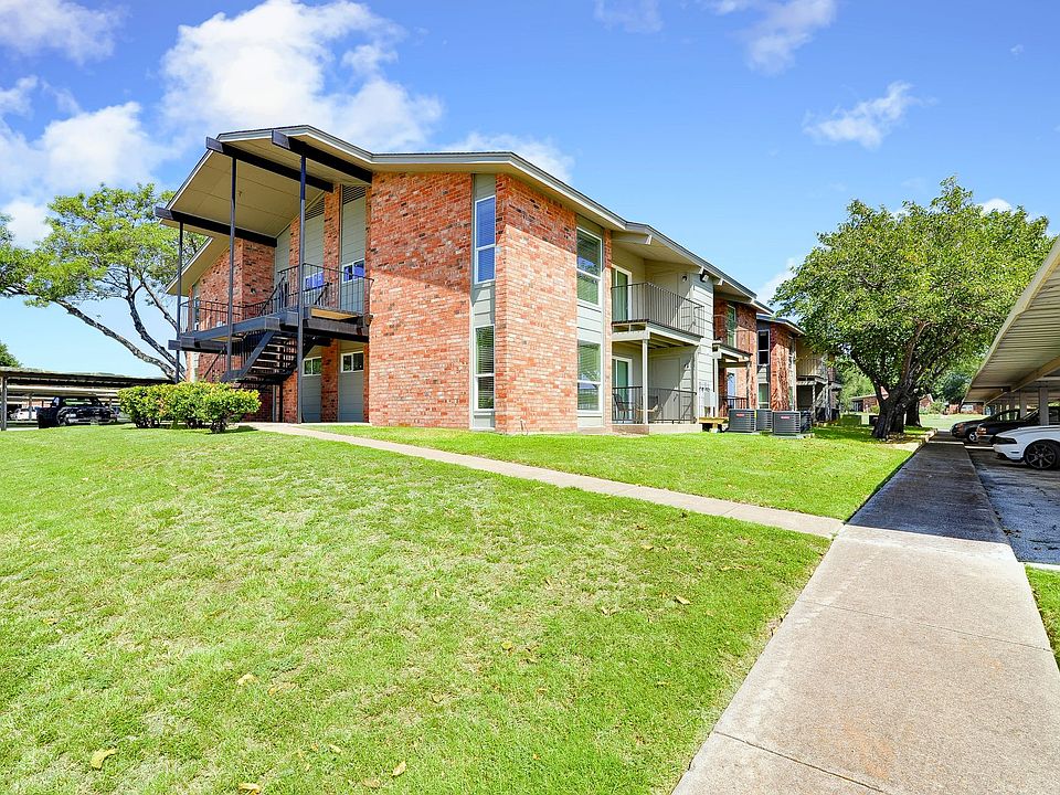 1st image of 3000 W Adams Ave #407