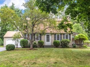 12 Maplewood Dr, Townsend, MA 01469
