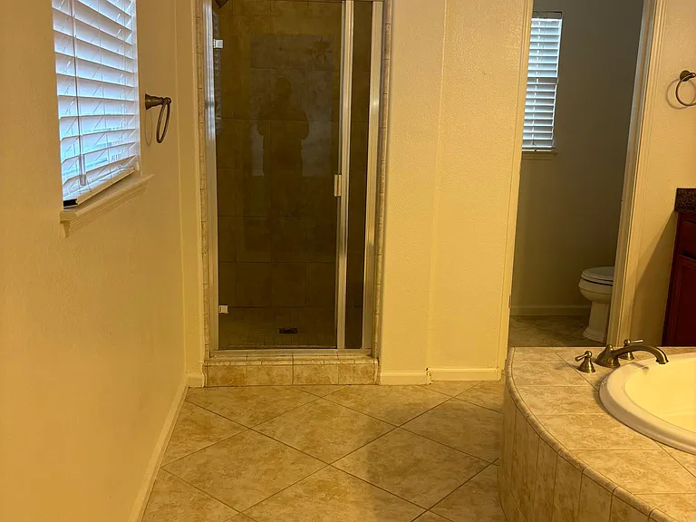 715 S Comunidad St — Photo 17