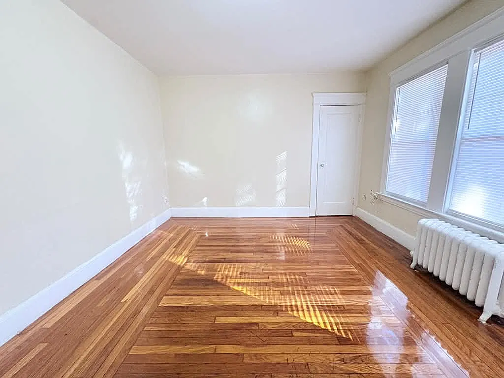 1 bed, $1,350 — Photo 2