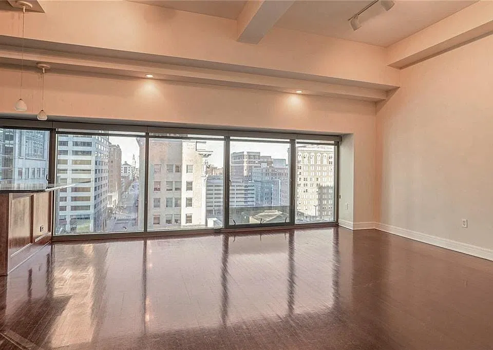 1101 Walnut St #904