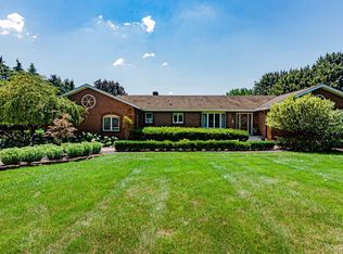 3329 Textile Rd, Saline, MI 48176