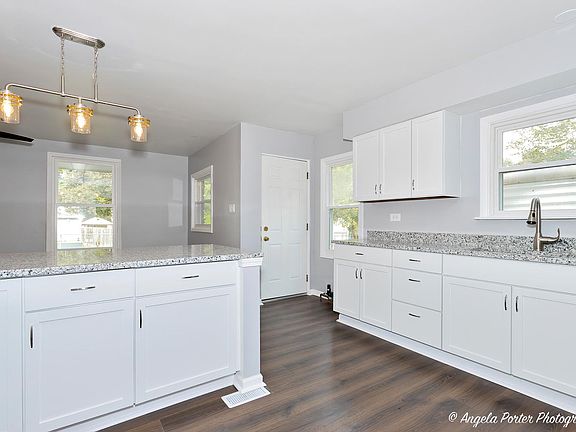 2nd image of 25 Wildwood Dr