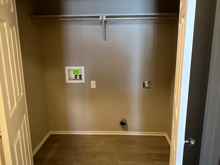 122 Ashley Dr — Photo 5