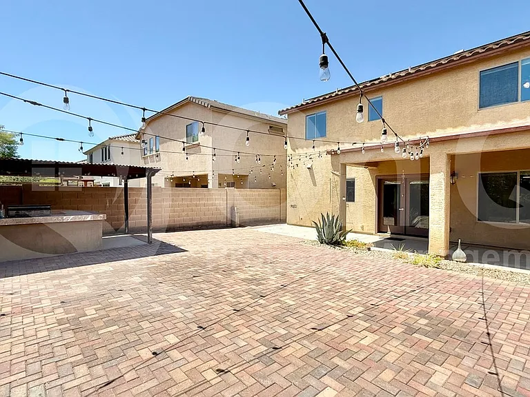 5731 W Beth Dr — Photo 27