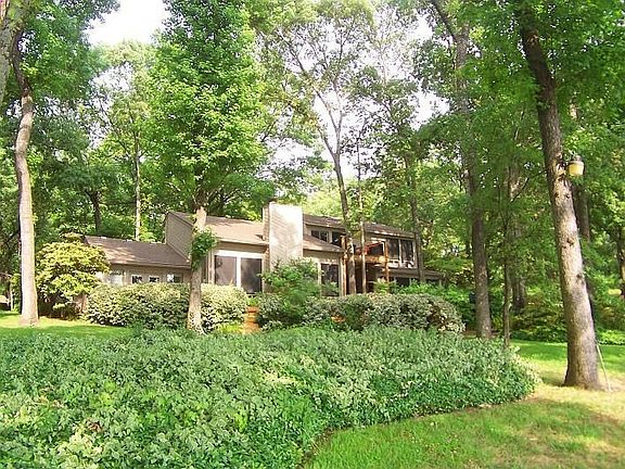 2nd image of 17559 Sleepy Hollow Way