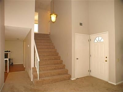 3rd image of 5129 Butterwood Cir