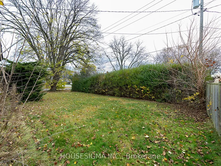 1 Cherrylane Dr N — Photo 23