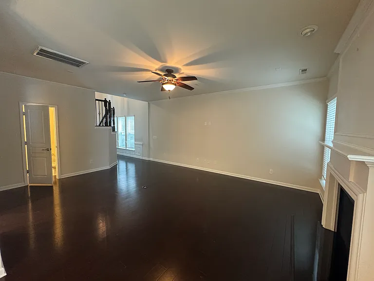 16205 Annahill Ct — Photo 3