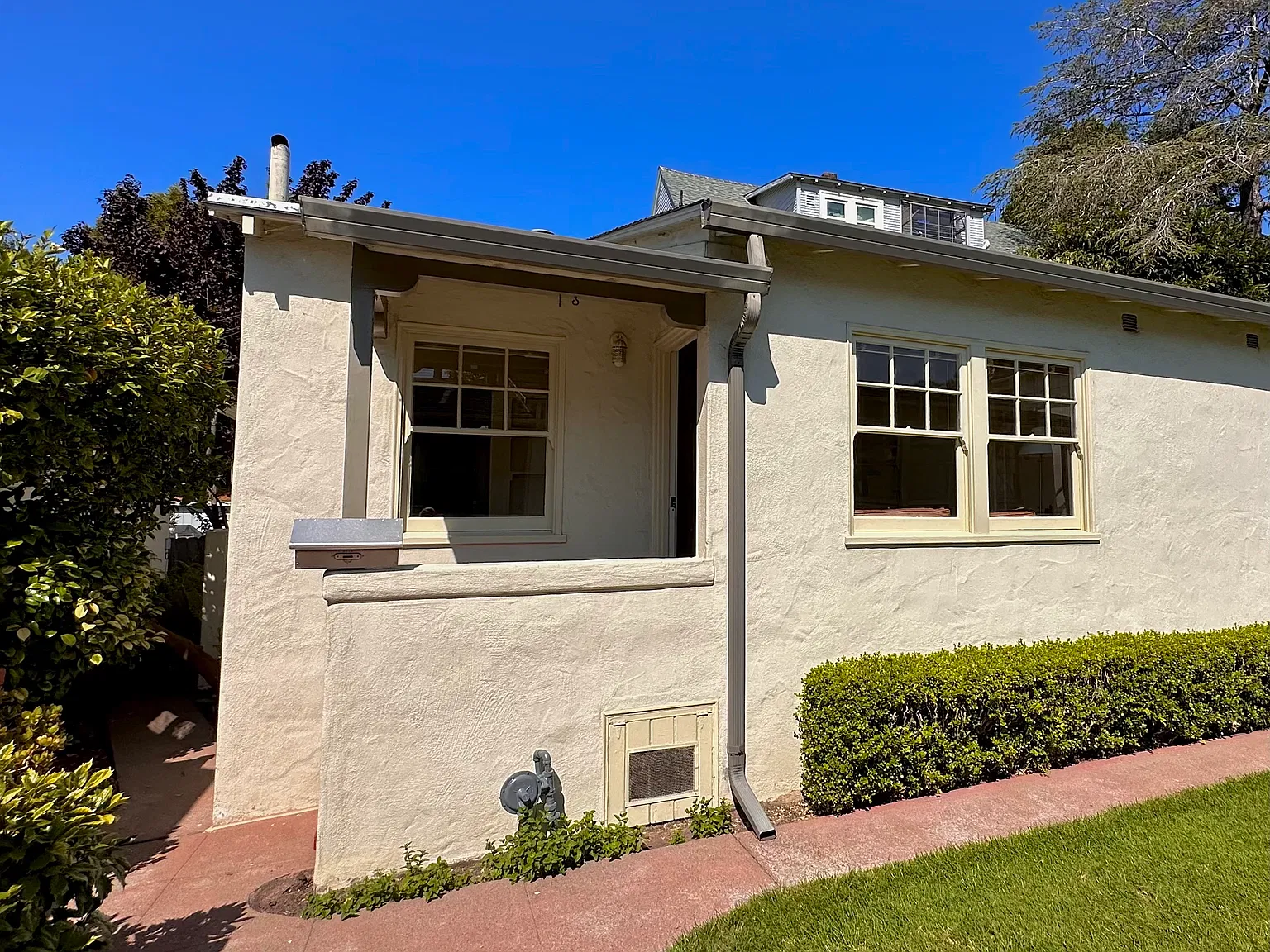 1 bed, 540 sqft, $2,700 — Photo 2