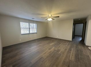 408 W Cale St, Monett, MO 65708