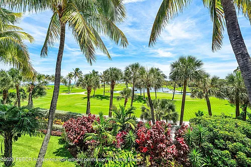 2335 S Ocean Blvd Photo 1