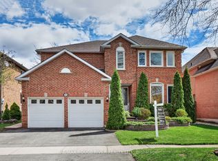 84 Silverbirch Pl, Whitby, ON L1R 1X5