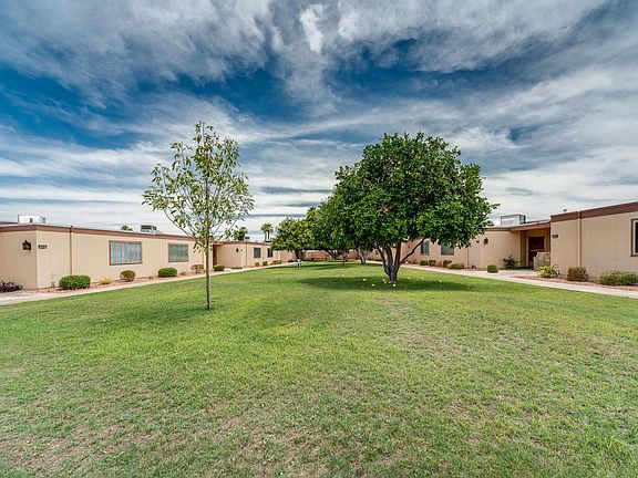 3rd image of 10945 W Coggins Dr