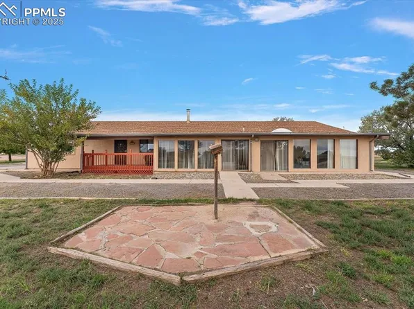497 S Avenida Del Oro E, Pueblo West, CO 81007