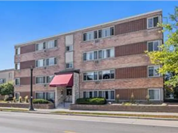 3120 Hennepin Ave S #301, Minneapolis, MN 55408
