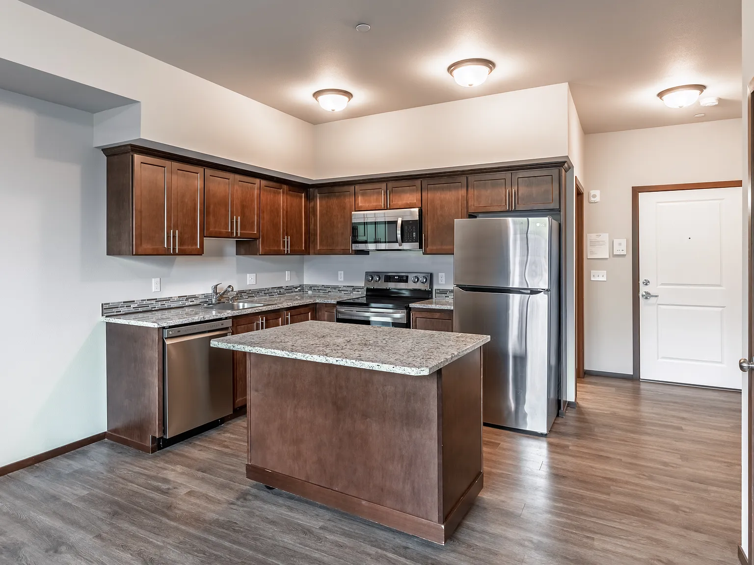 EMORY LOFTS — Photo 4