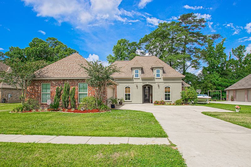 1st image of 38367 Shelby Dr