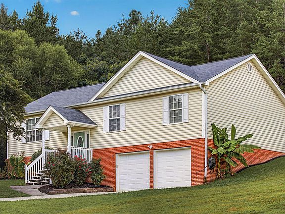 4th image of 908 Clay Hill Dr