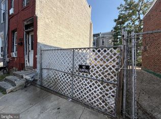 2956 Edgley St, Philadelphia, PA 19121