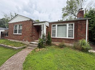 7660 Horatio Dr, Saint Louis, MO 63121