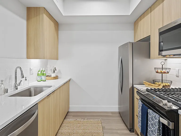 Living at NoHo — Photo 62