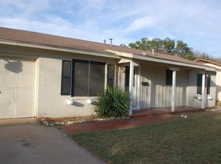 725 E Glendale St, Crowley, TX 76036