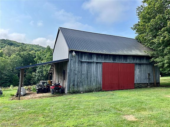4th image of 1368 Andora Rd NE