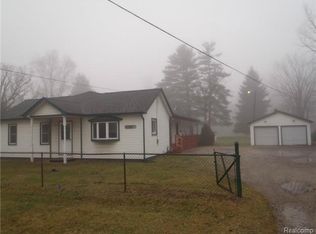 21164 Middlebelt Rd, New Boston, MI 48164