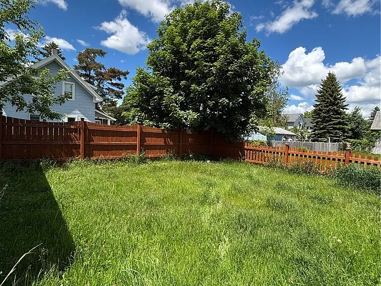 418 East Ave — Photo 11