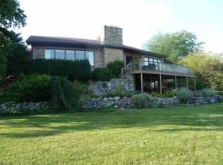 66 Country Club Rd, Waynesboro, PA 17268