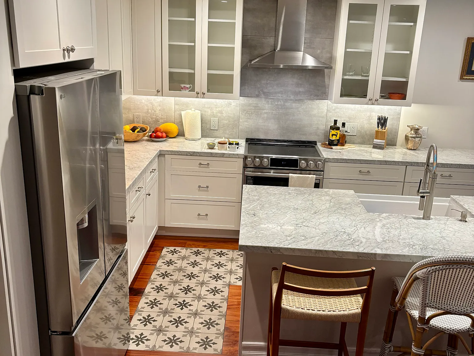 3 bed, 1198 sqft, $4,200 — Photo 2