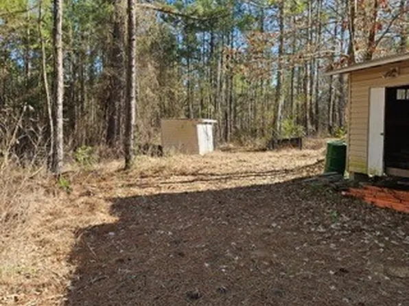 737 N Vass Rd, Raeford, NC 28376